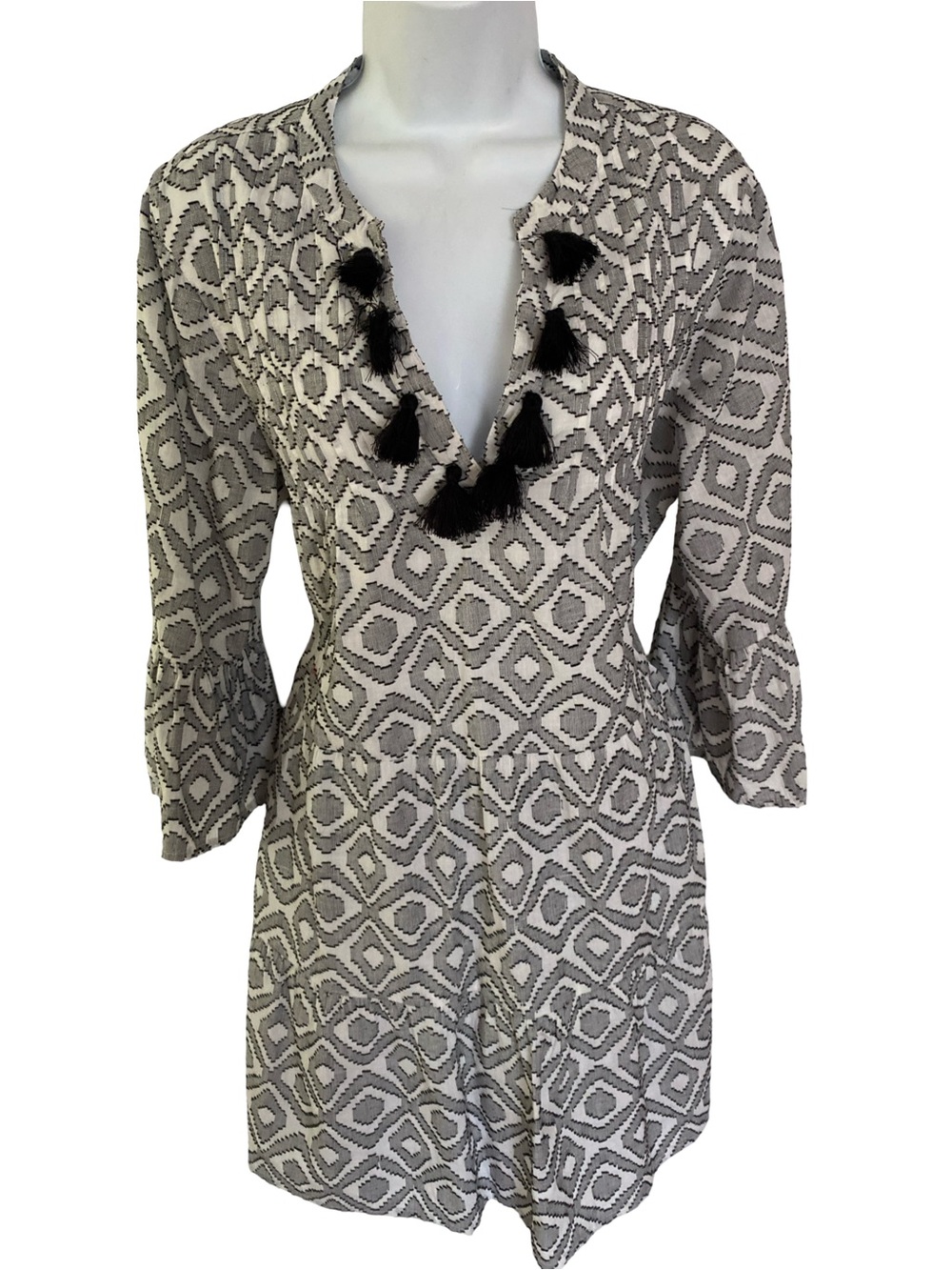 Tommy Bahama Black & White Geometric V-Neck Tassel Mini Dress- M